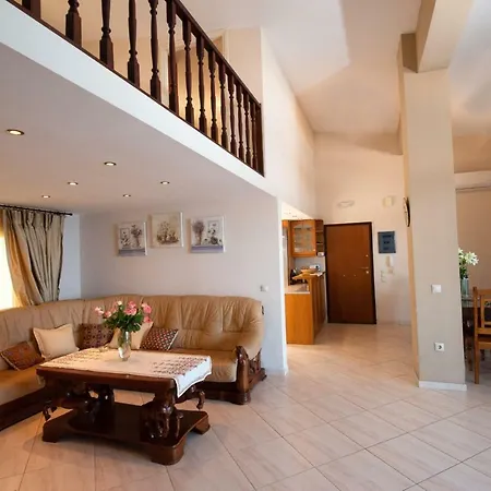 Sea View Veranda * ريثيمنو
